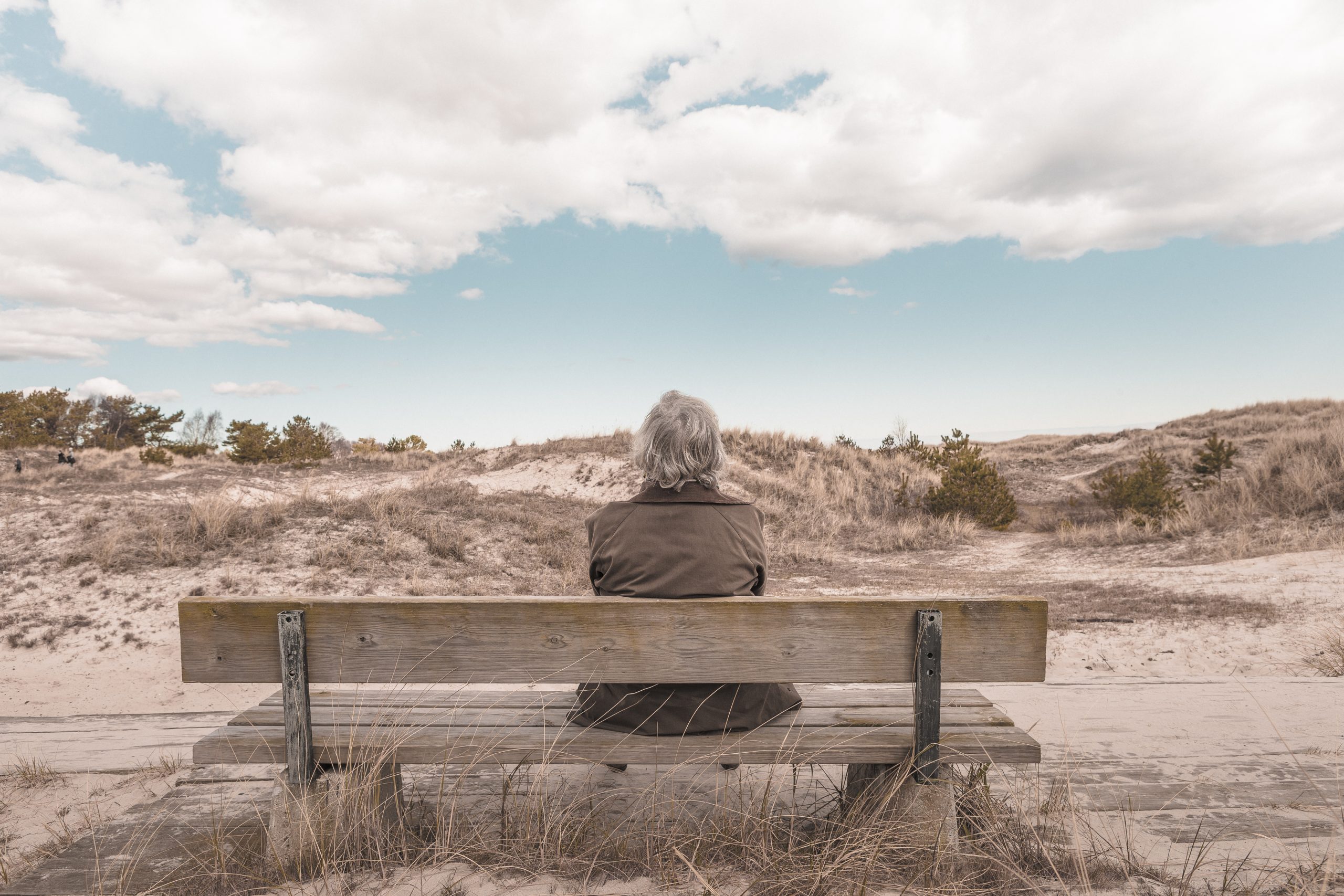 woman-on-bench